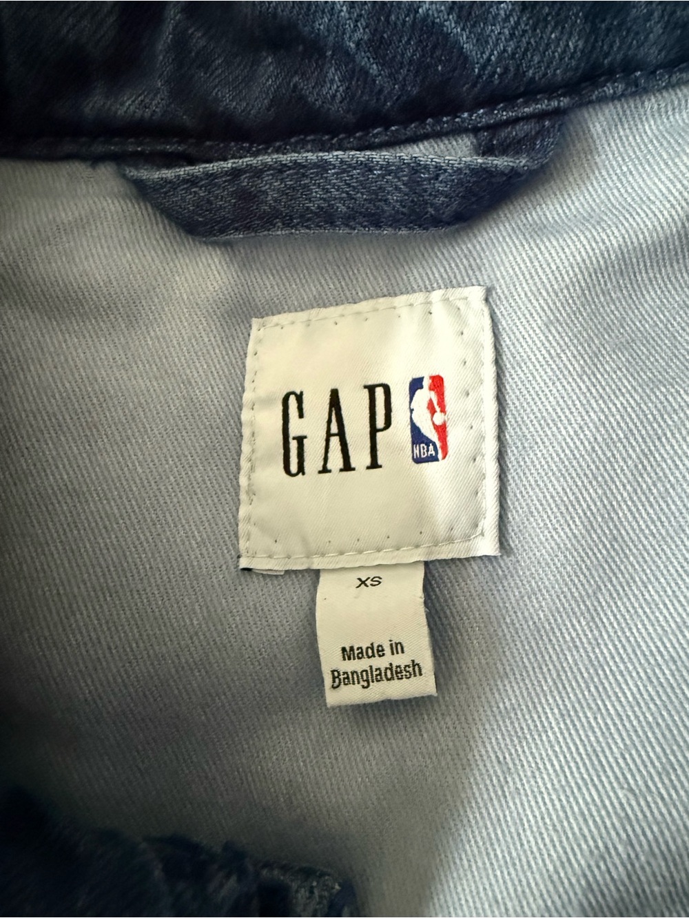 GAP NEW YORK KNICKS NBA CHAMPIONS - Picture 2 of 5